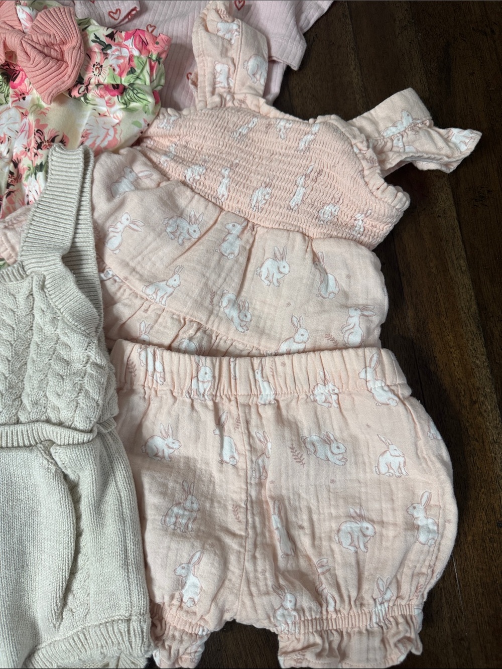 Bundle of 7 Baby Girl Outfits 6-9 months - Picture 4 of 7